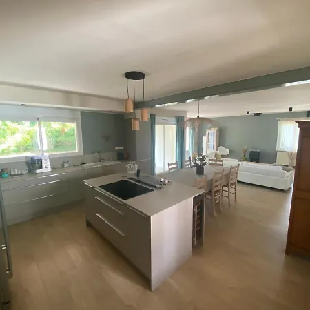 Villa Et Piscine Privatives Avec Magnifique Parc *