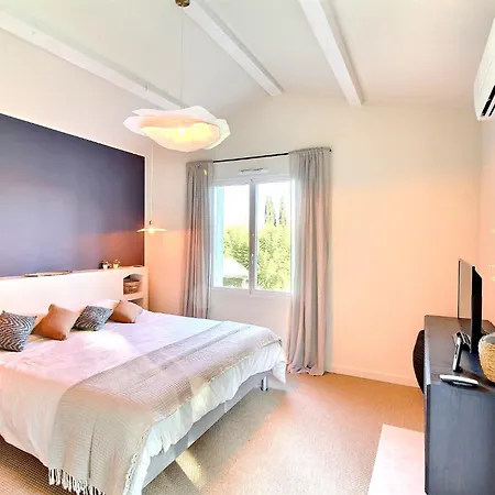 Villa Et Piscine Privatives Avec Magnifique Parc *